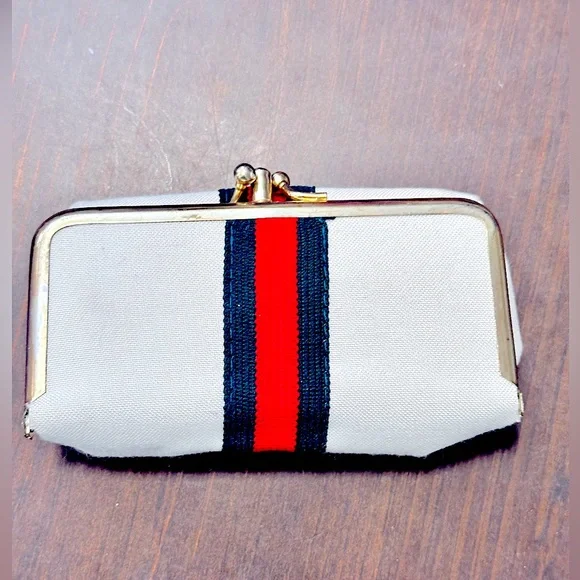 🥳HP:Unique VTG~Super Rare~Clutch Coin Purse+Sewing Kit / Crafting Set >Gucci<